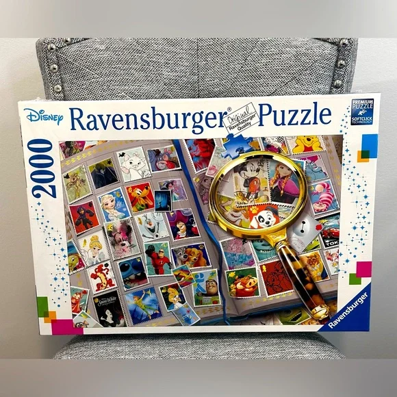 Disney Ravensburger 16706 Disney Stamp Album-2000 Pieces, Softclick Technology - Picture 1 of 9